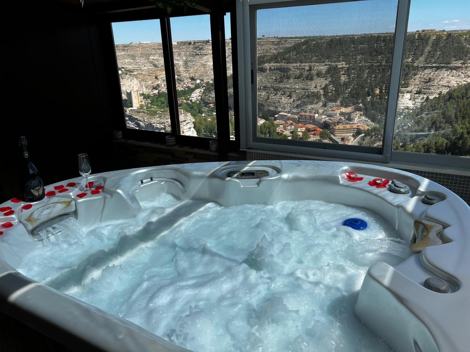 Casas Rurales Maribel - Complejo El Tejar - Apartamentos Con Jacuzzi En Alcala Del Jucar Casas del Cerro Buitenkant foto